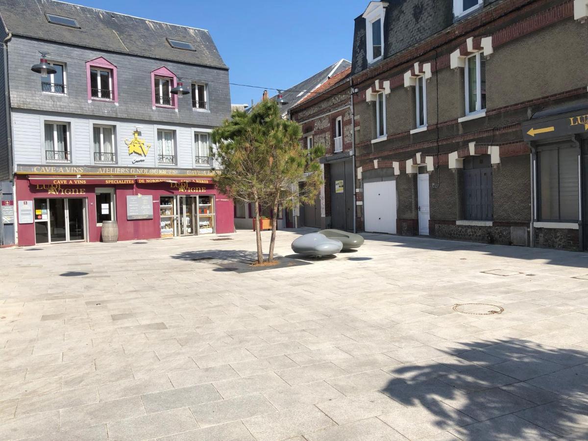 Au Coeur Du Marche 4 Etoiles Fécamp Exterior foto