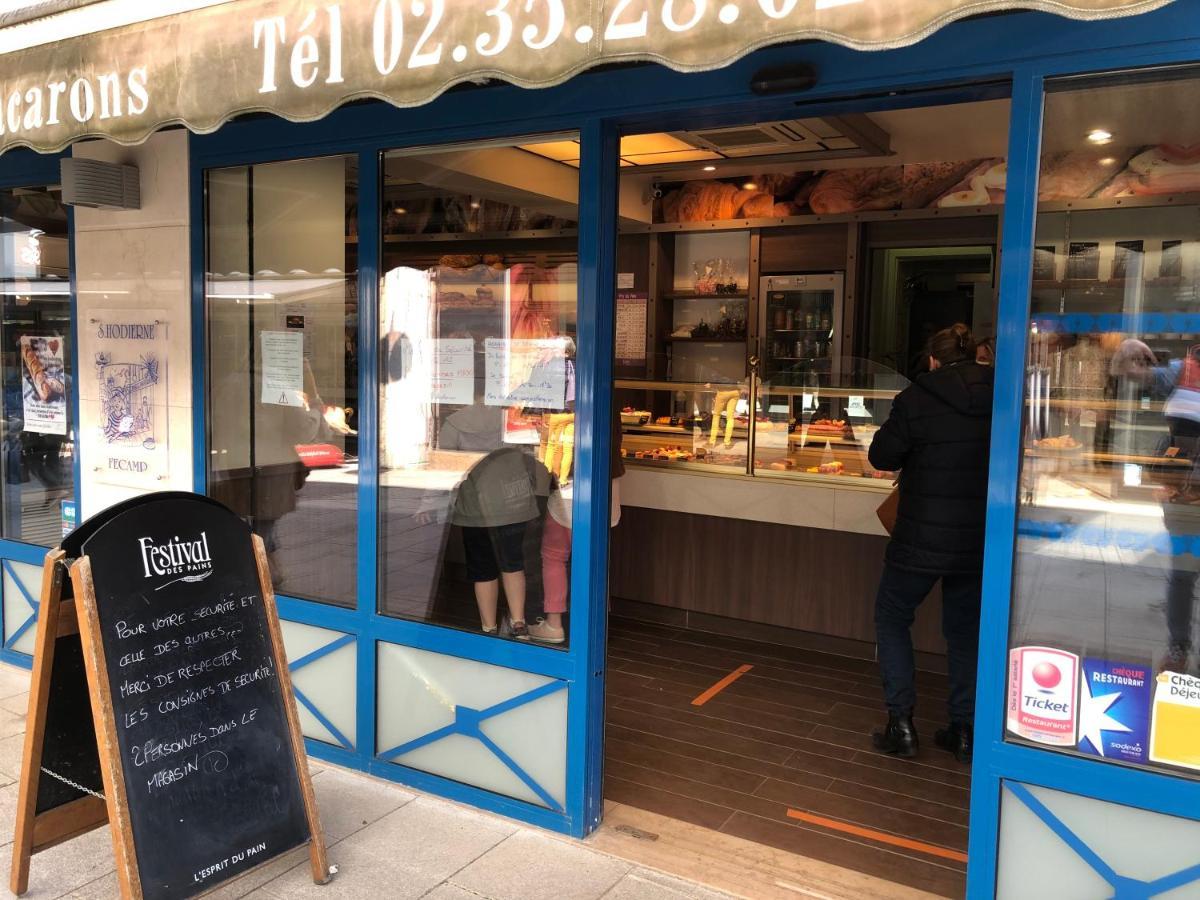 Au Coeur Du Marche 4 Etoiles Fécamp Exterior foto